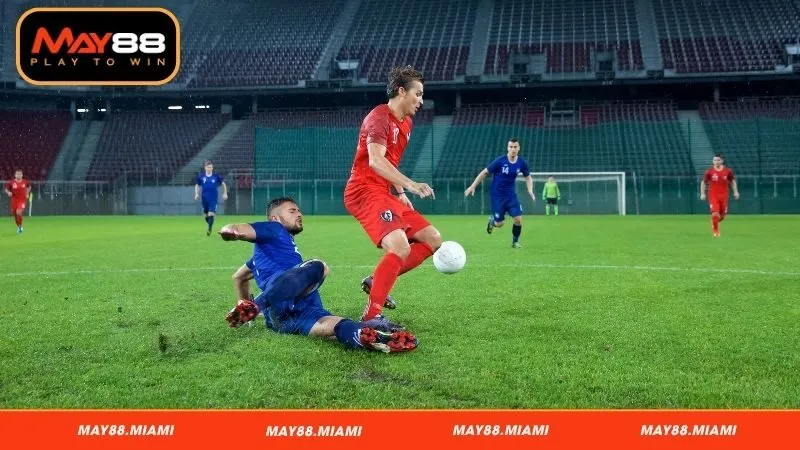 Đặc điểm kỹ thuật và thể chất của một winger xuất sắc